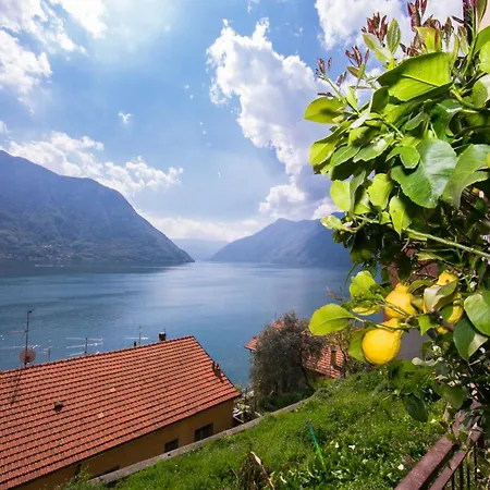 Colonno Sleeps 4 Appartement