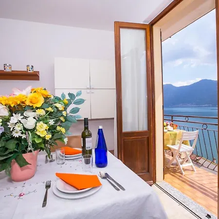 Apartamento Colonno Sleeps 4 Sala Comacina